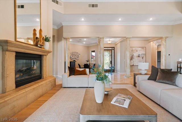 1 Via Mira Monte, Henderson, NV 89011