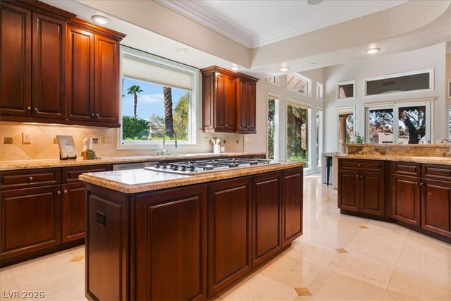 1 Via Mira Monte, Henderson, NV 89011