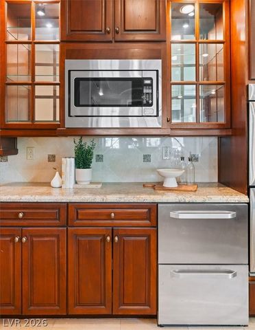 1 Via Mira Monte, Henderson, NV 89011
