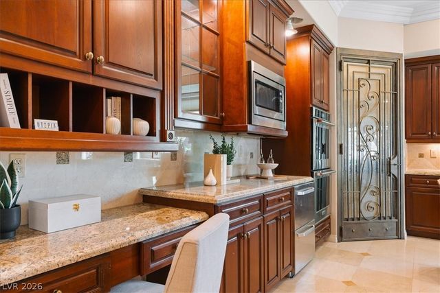 1 Via Mira Monte, Henderson, NV 89011