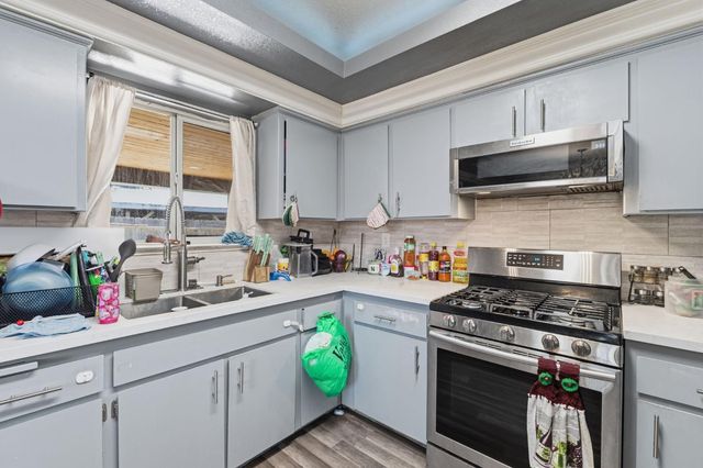13415 S Vanderburgh Street, Caruthers, CA 93609