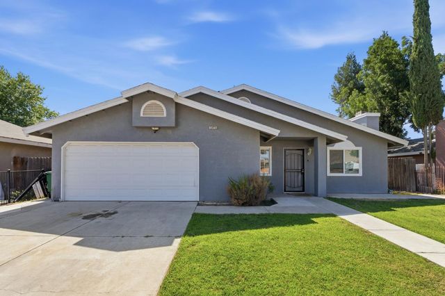 13415 S Vanderburgh Street, Caruthers, CA 93609
