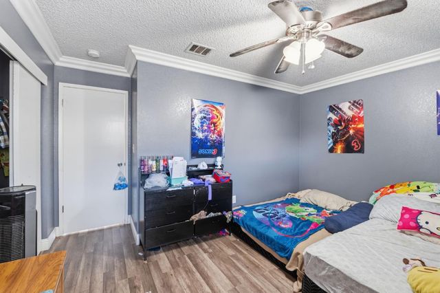 13415 S Vanderburgh Street, Caruthers, CA 93609