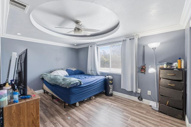 13415 S Vanderburgh Street, Caruthers, CA 93609