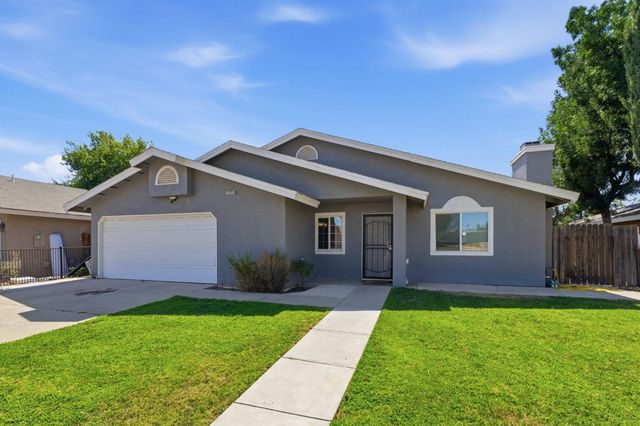13415 S Vanderburgh Street, Caruthers, CA 93609