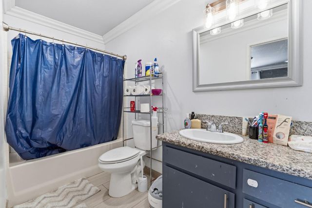 13415 S Vanderburgh Street, Caruthers, CA 93609