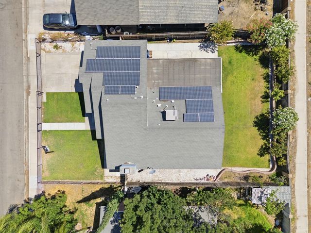 13415 S Vanderburgh Street, Caruthers, CA 93609