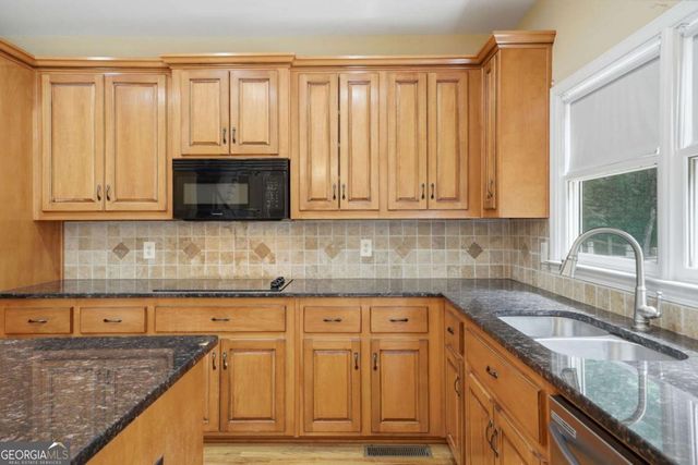 306 Sheridan Place, Canton, GA 30114