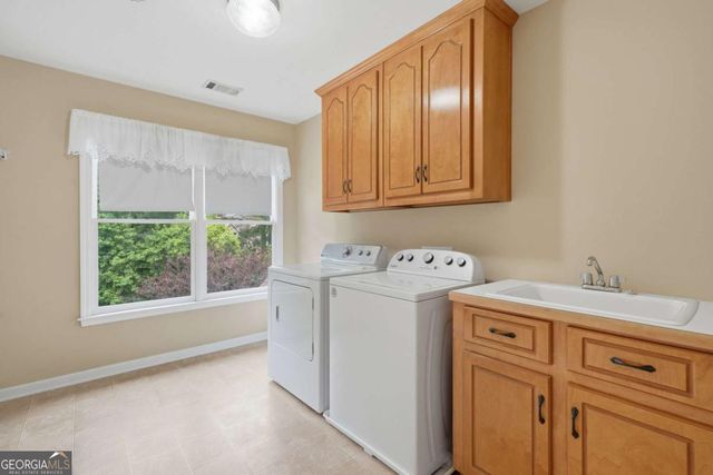 306 Sheridan Place, Canton, GA 30114