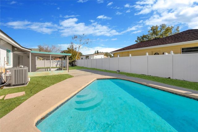 3717 SOUTHVIEW DRIVE, Brandon, FL 33511