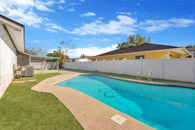 3717 SOUTHVIEW DRIVE, Brandon, FL 33511