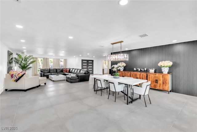 3189 Montecito Drive, Las Vegas, NV 89120