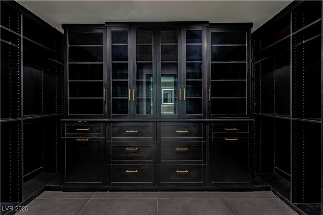 3189 Montecito Drive, Las Vegas, NV 89120