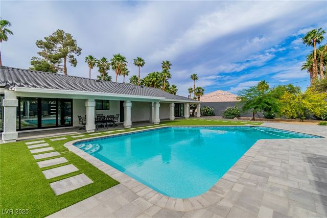 3189 Montecito Drive, Las Vegas, NV 89120