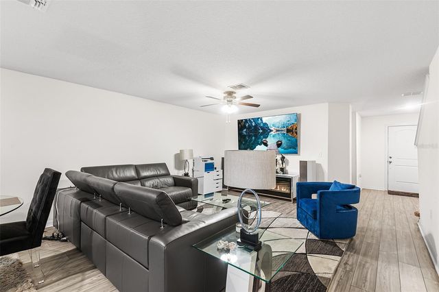 5327 NEW FRIENDSHIP PLACE, Tampa, FL 33619