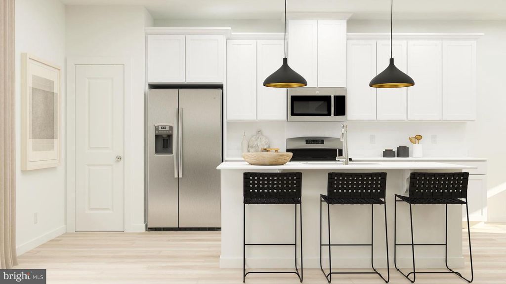 107 WEST END AVE, Hammonton, NJ 08037