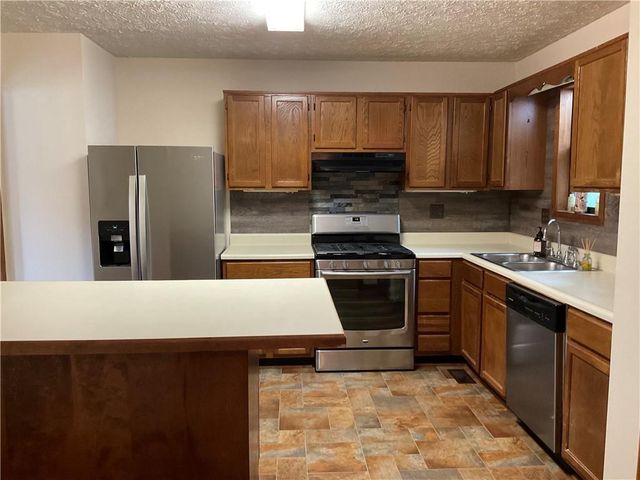 503 RIVER Place, Woodstock, GA 30188