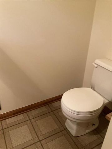 503 RIVER Place, Woodstock, GA 30188