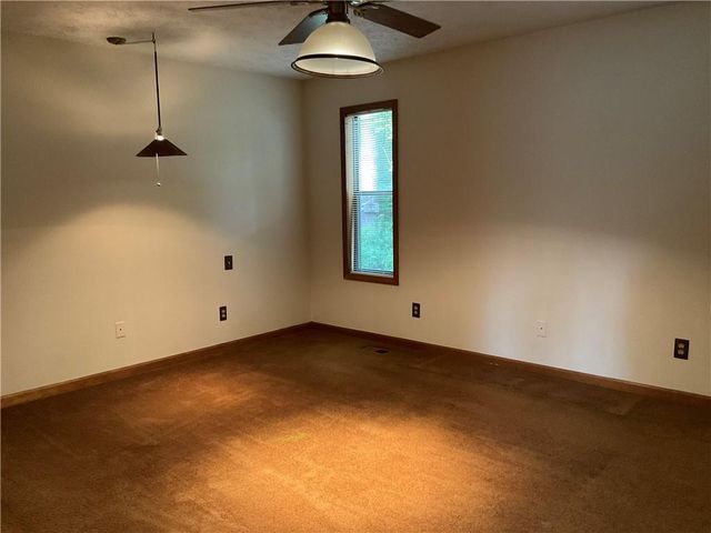 503 RIVER Place, Woodstock, GA 30188