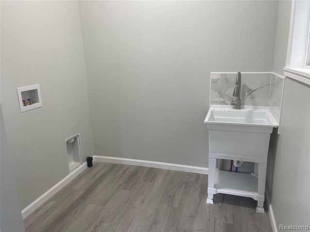129 Norton Street, Pontiac, MI 48341