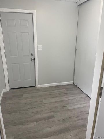 129 Norton Street, Pontiac, MI 48341