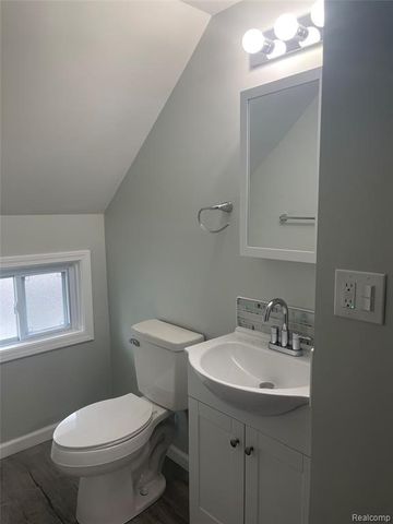 129 Norton Street, Pontiac, MI 48341