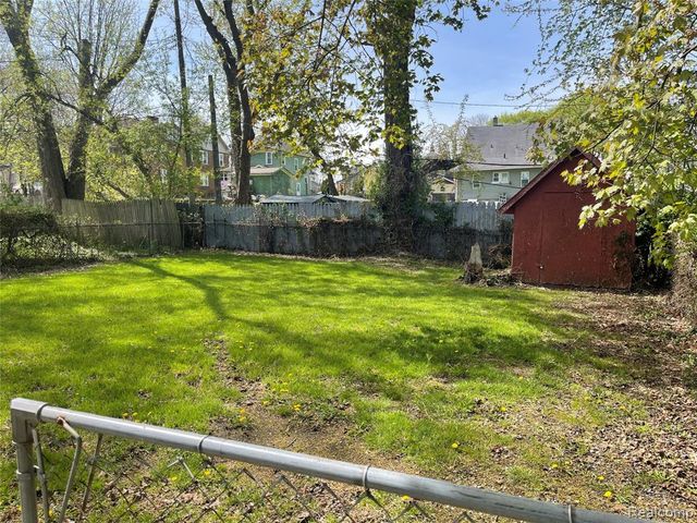 129 Norton Street, Pontiac, MI 48341