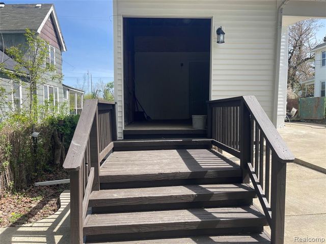129 Norton Street, Pontiac, MI 48341