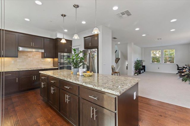 2041 Atlas Loop, Mountain View, CA 94043