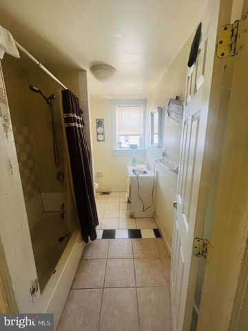 441 ATLANTIC AVE, Camden, NJ 08104