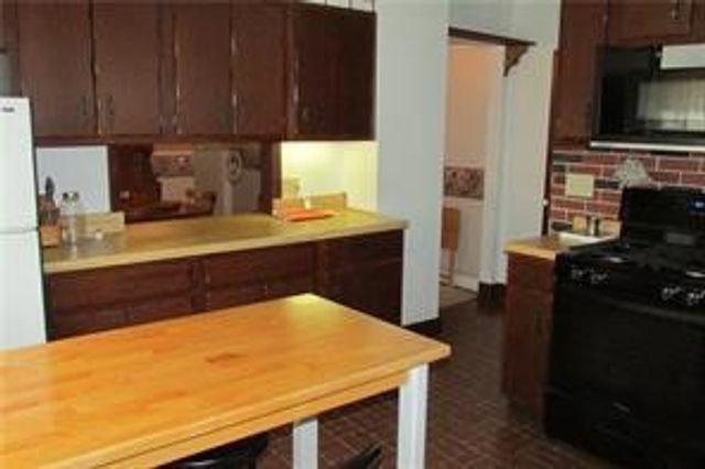 286 Ohio Ave, Clairton, PA 15025