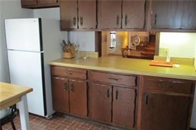 286 Ohio Ave, Clairton, PA 15025