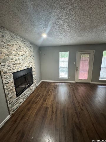 4906 Ali Ave Apt 4, San Antonio, TX 78229