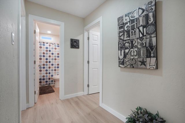 2201 William Street SE, Albuquerque, NM 87102