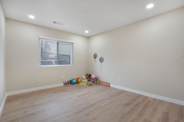 2201 William Street SE, Albuquerque, NM 87102