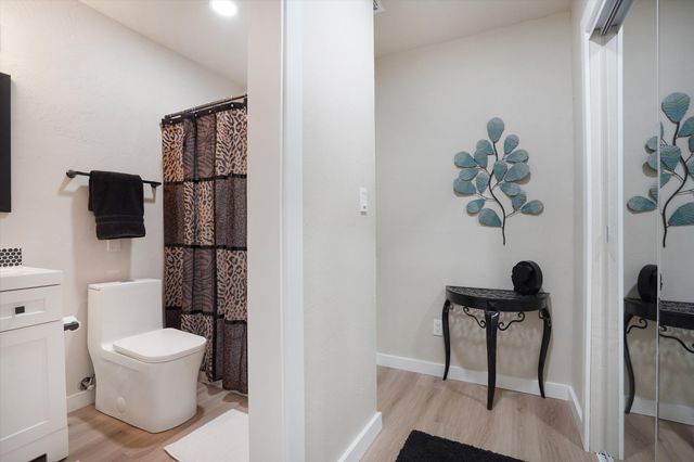 2201 William Street SE, Albuquerque, NM 87102