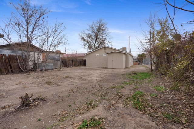 2201 William Street SE, Albuquerque, NM 87102