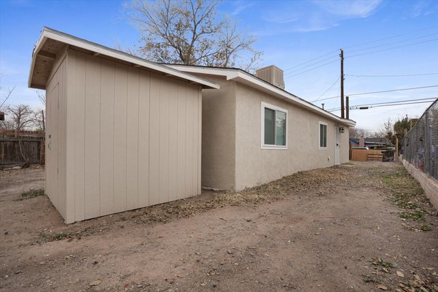 2201 William Street SE, Albuquerque, NM 87102