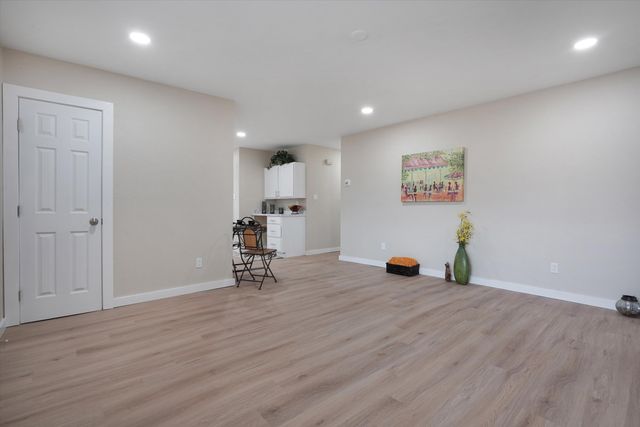 2201 William Street SE, Albuquerque, NM 87102