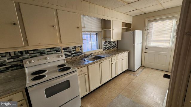 362 LOCUST ST, Steelton, PA 17113