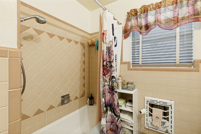 1012 Rosebud Drive, Azle, TX 76020