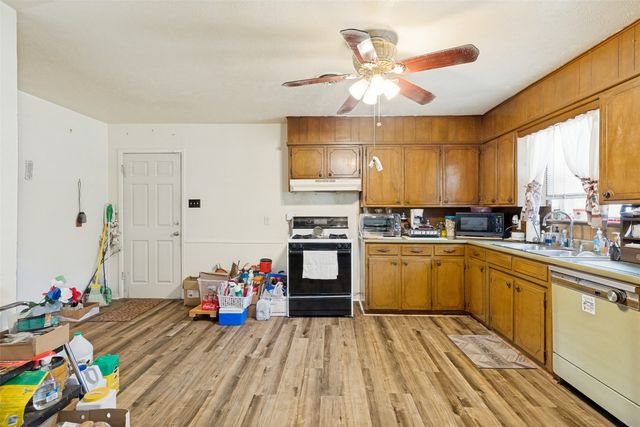 1012 Rosebud Drive, Azle, TX 76020
