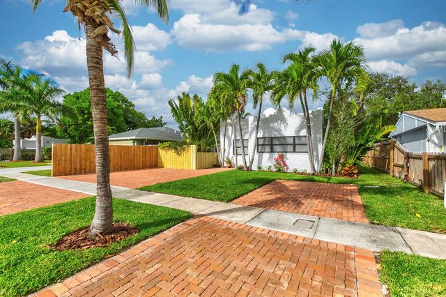 721 Franklin Road, West Palm Beach, FL 33405