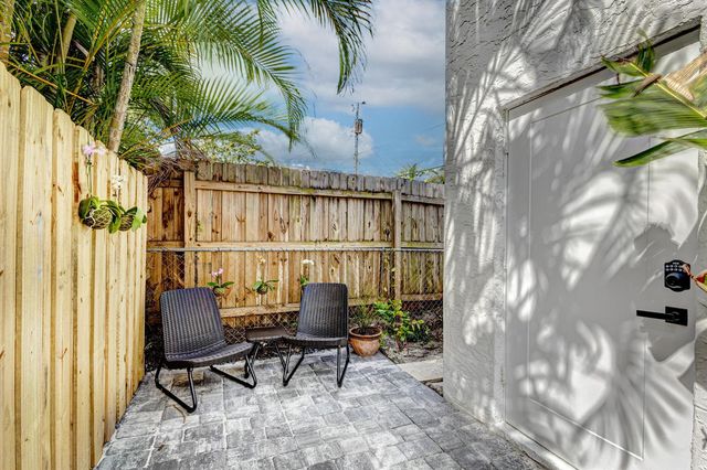 721 Franklin Road, West Palm Beach, FL 33405