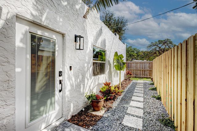 721 Franklin Road, West Palm Beach, FL 33405