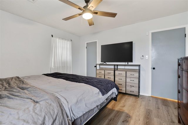 6904 NW Ferris Pl, Lawton, OK 73505