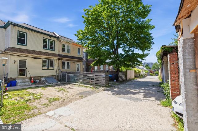 6211 WAYNE AVE, Philadelphia, PA 19144
