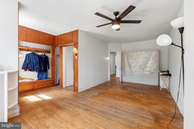 6211 WAYNE AVE, Philadelphia, PA 19144
