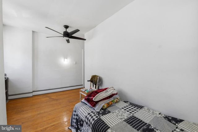6211 WAYNE AVE, Philadelphia, PA 19144