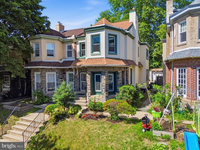 6211 WAYNE AVE, Philadelphia, PA 19144